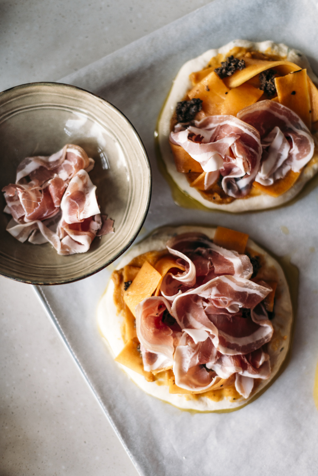 Focaccia met pancetta butternut truffel salie tijm